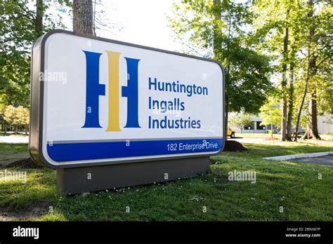 huntington ingalls industries stock