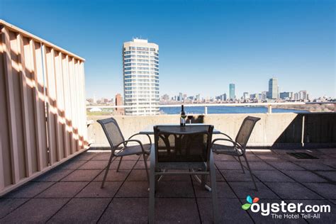 hyatt regency cambridge overlooking boston