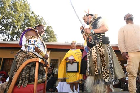 iMisuzulu kaZwelithini: Inkhosi yamaZulu