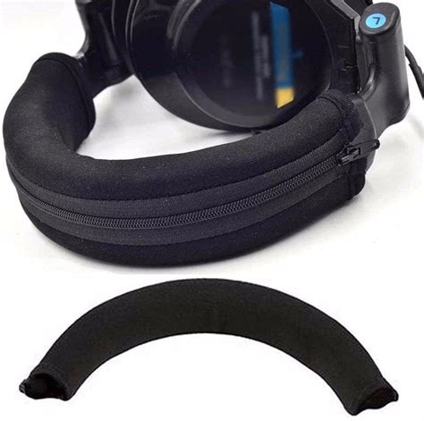 iShoppingdeals Headphone Protector Beltclip Fishbone Reader