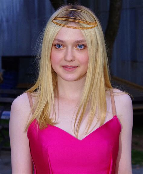 images dakota fanning