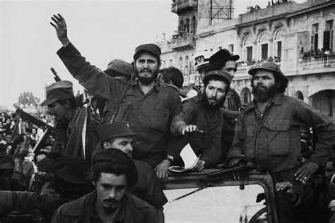 in the fist of the revolution life in castros cuba Epub