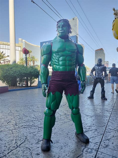 incredible hulk cosplay