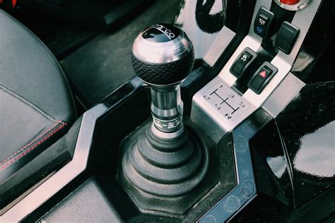 is manual transmission stick shift Reader