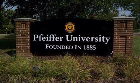 is pfeiffer university division 1