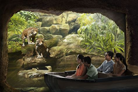 is river safari inside singapore zoo