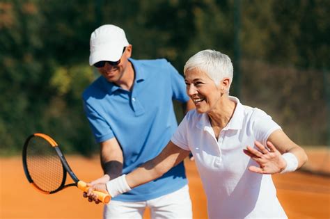 is tennis hard to learn