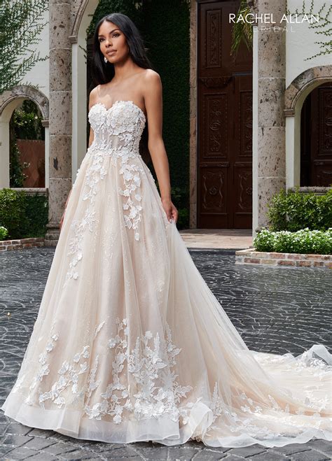 ivory color wedding dress