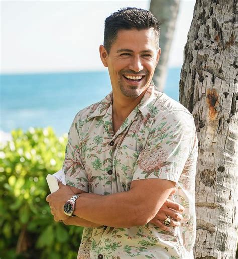 jay hernandez magnum pi tux