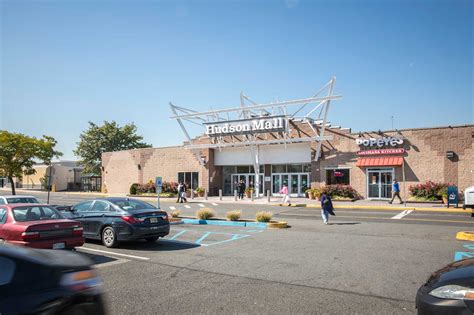 jersey city shopping center