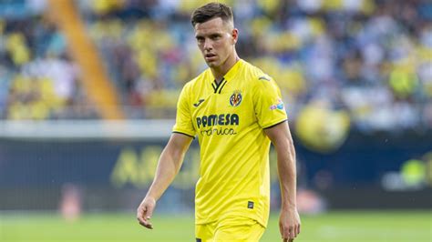 jogador do villarreal