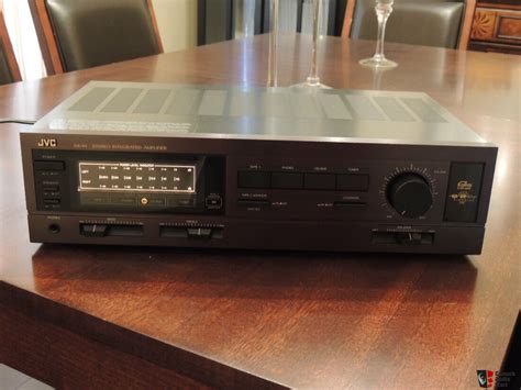 jvc stereo integrated amplifier Reader