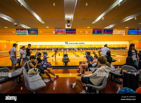 kallang leisure park bowling