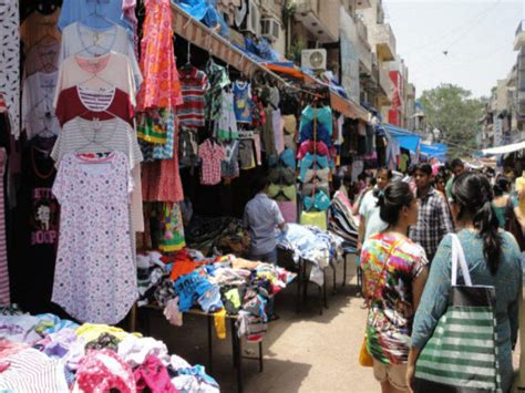 kamla nagar market