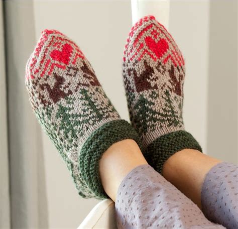 knitting scandinavian slippers and socks PDF
