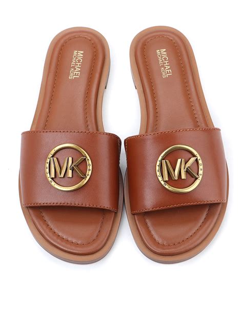 kors slides