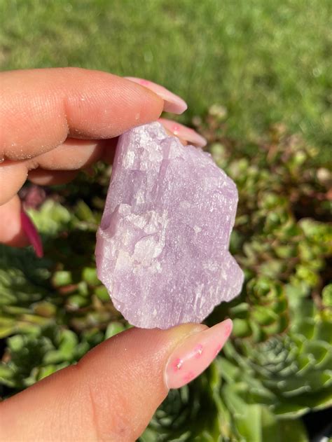 kunzite purple