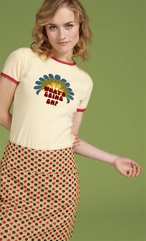 ladies 70s shirt