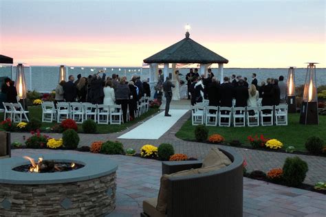 lands end catering sayville