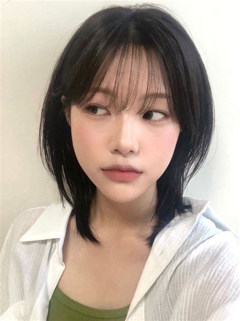 layered korean short hair with bangs