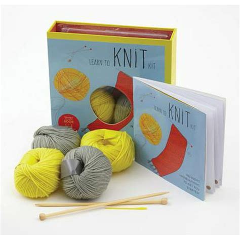 learn to knit kit includes needles and yarn for practice and for making your first scarf featuring a 32 page Reader