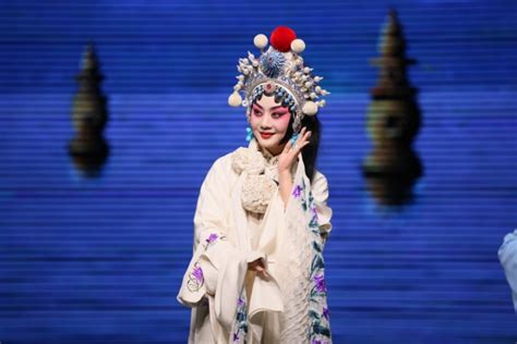legend white snake beijing opera Doc