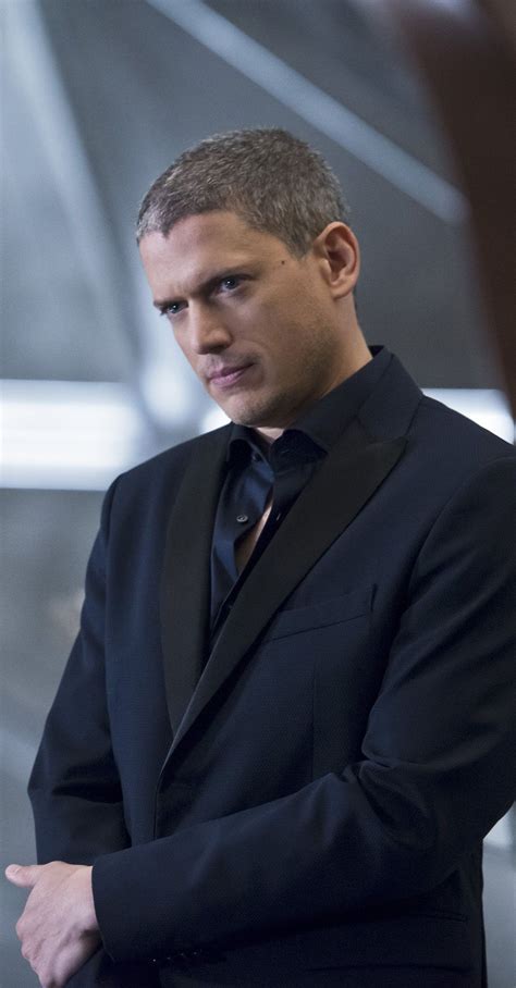 legends of tomorrow leonard snart