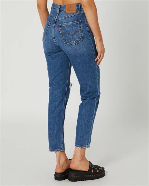 levi's mom jeans