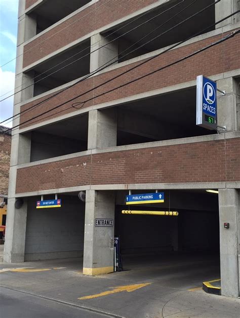 lexington parking garage