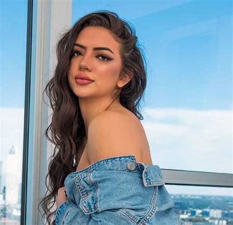 lili miss arab: A Rising Star in the Arab Fashion Industry