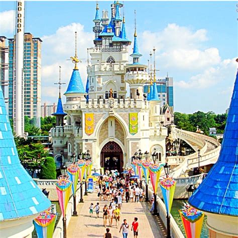 lotte world seoul south korea