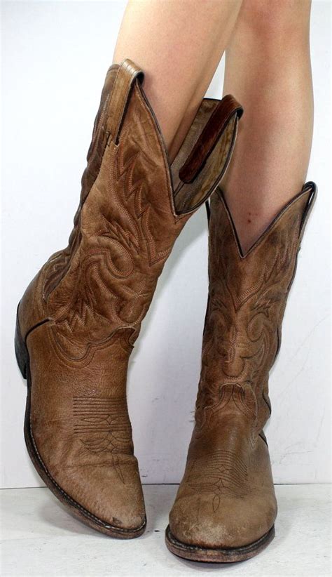 low cowgirl boots