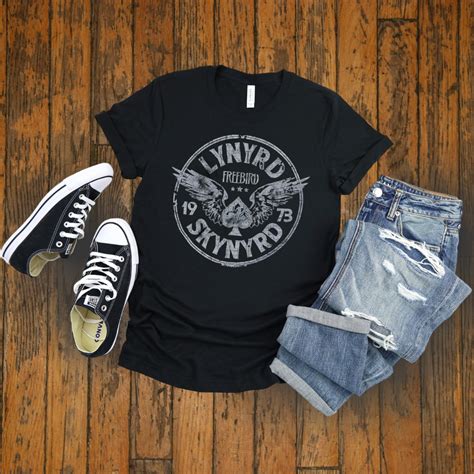 lynyrd skynyrd t-shirt vintage