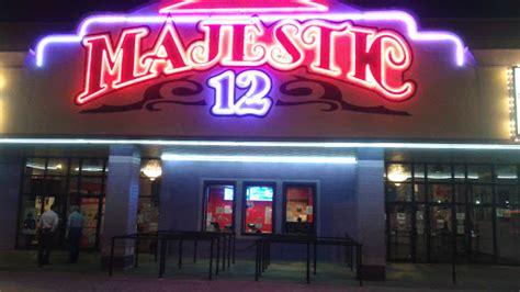 majestic 12 theater greenville texas