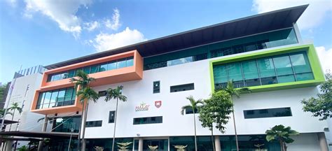 malay language centre of singapore