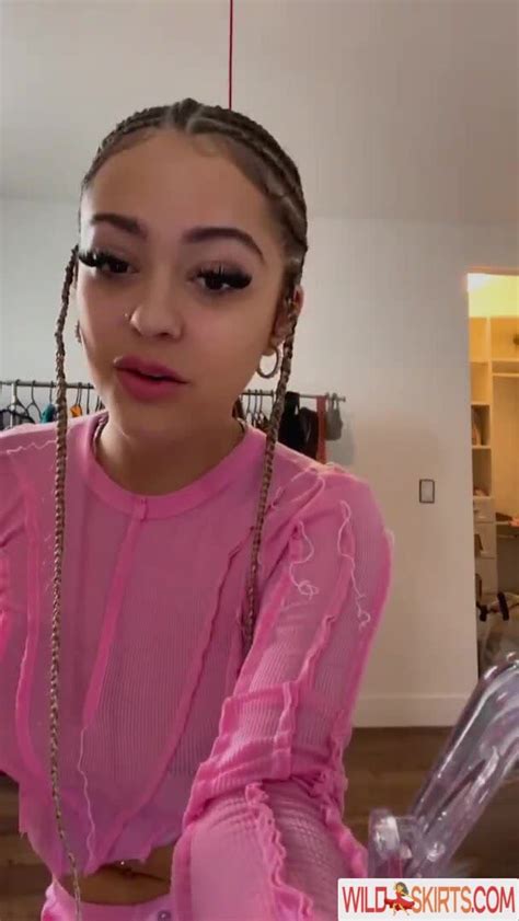 malu trevejo nudr