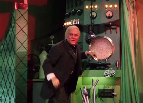 man behind the curtain wizard of oz