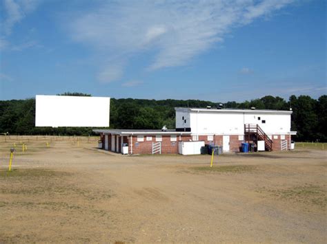 mansfield drive-in mansfield connecticut