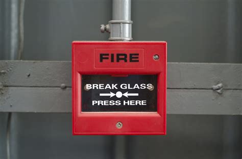 manual fire alarm system definition Reader