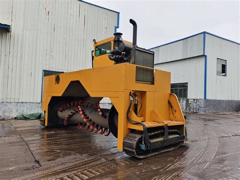 manure compost turner machine