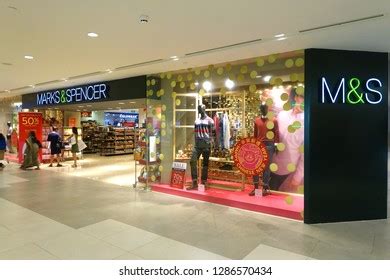 marks and spencer plaza singapura