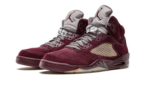 maroon 5s jordan