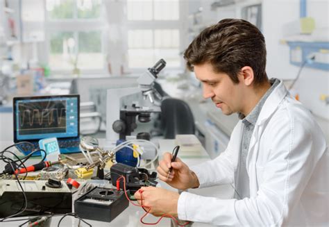 medical equipment repair tech Reader
