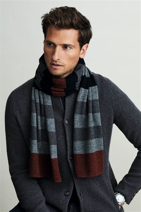 men scarves