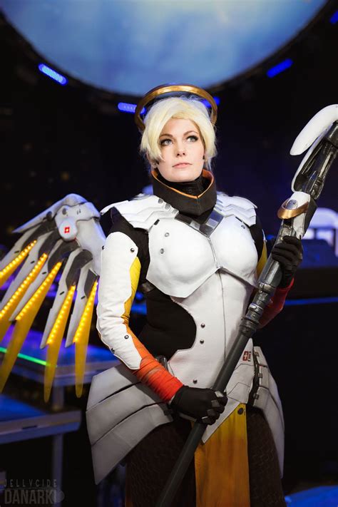 mercy cosplay overwatch