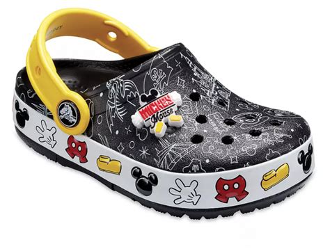 mickey mouse crocs