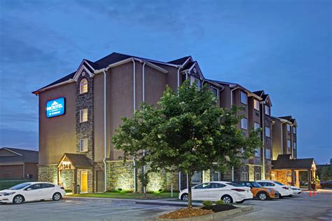 microtel hotel cartersville ga