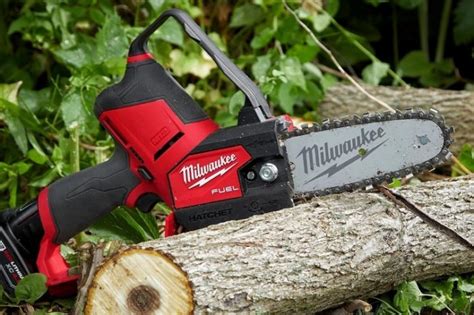 milwaukee mini chainsaw