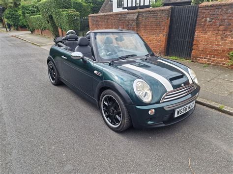 mini mini convertible 2006 user guide Kindle Editon