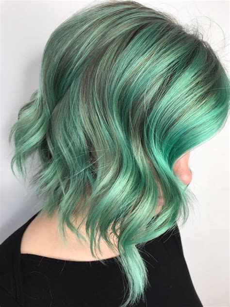 mint green hair